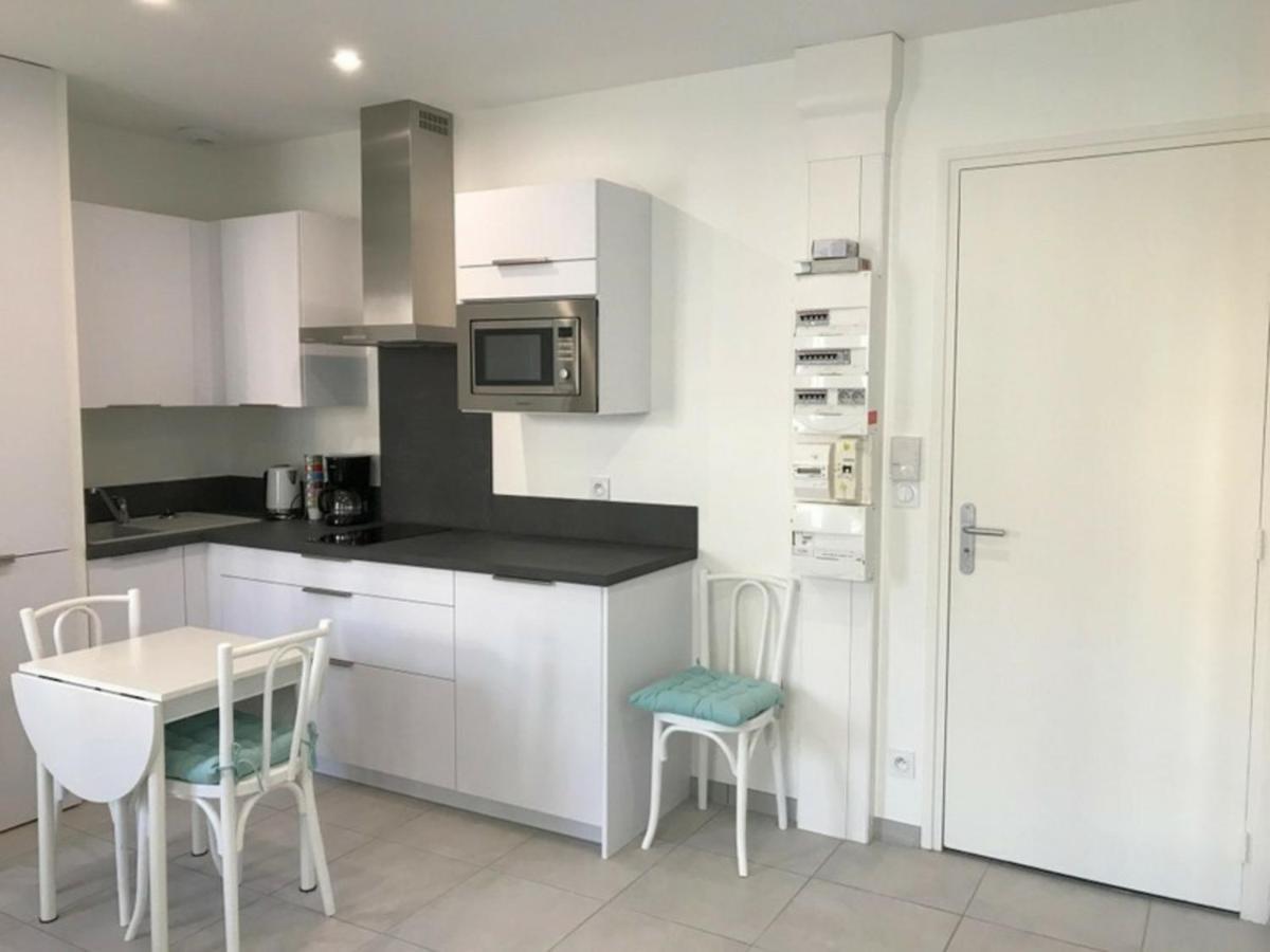 Studio Renove En Centre-Ville, Ideal Pour Des Vacances A Pied, Calme Et Confort, Classe 2 Etoiles. - Fr-1-4-512 Saint-Jean-de-Luz Luaran gambar