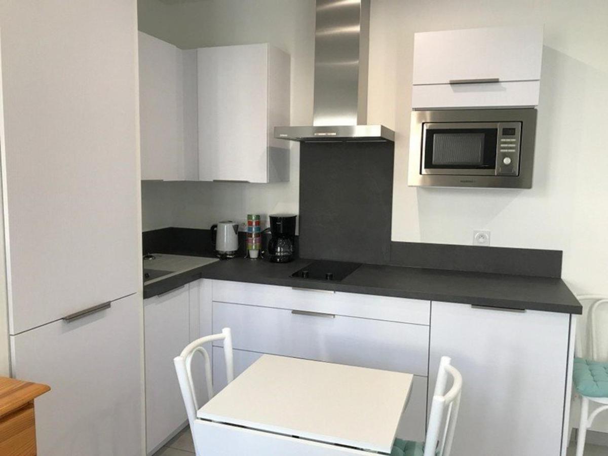 Studio Renove En Centre-Ville, Ideal Pour Des Vacances A Pied, Calme Et Confort, Classe 2 Etoiles. - Fr-1-4-512 Saint-Jean-de-Luz Luaran gambar