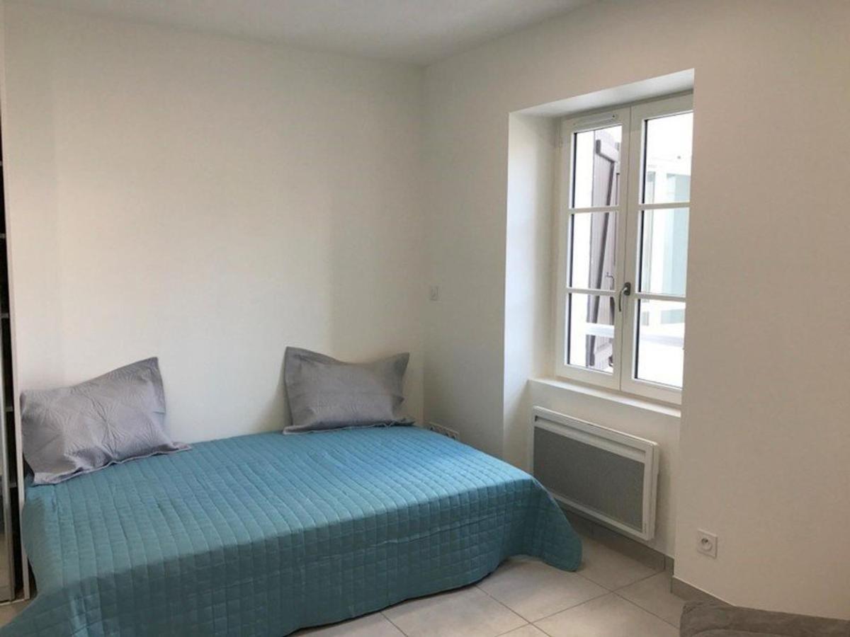 Studio Renove En Centre-Ville, Ideal Pour Des Vacances A Pied, Calme Et Confort, Classe 2 Etoiles. - Fr-1-4-512 Saint-Jean-de-Luz Luaran gambar